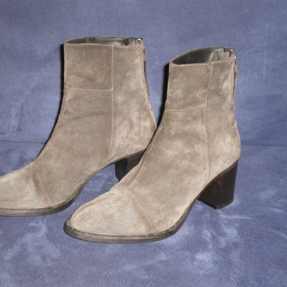 Barbara Barbieri Gray Suede Ankle Boots sz 7